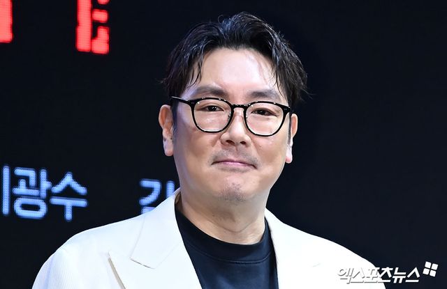 엑스포츠뉴스DB 조진웅