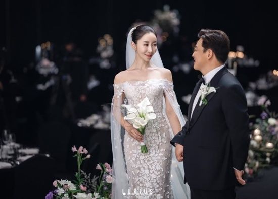 원진서, 윤정수 결혼식 현장 사진