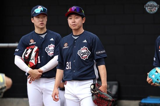 두산 베어스 외야수 정수빈이 호주 블랙타운 스프링캠프에서 팀 청백전을 소화했다. 두산 베어스