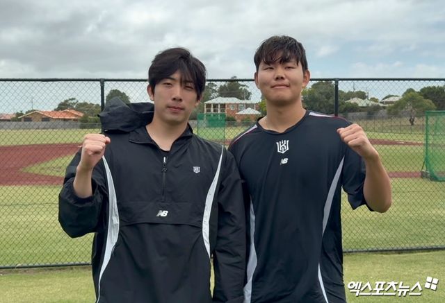 이강철 감독이 이끄는 KT 위즈는 호주 질롱에서 1차 스프링캠프를 치르고 있다. 투수 오원석과 소형준이 포즈를 취하고 있다. 엑스포츠뉴스DB