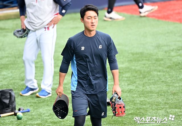 롯데 베테랑 노진혁은 지난 2023시즌을 앞두고 FA 영입돼 롯데 유니폼을 입었다. 다만, 2년 연속 침체한 상황이라 반등이 절실하다. 엑스포츠뉴스 DB