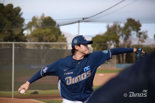 NC 투수 전사민은 스프링캠프 기간 기량을 끌어올리며 많은 기대를 받고 있다. 핵심 유망주로서 많은 기대를 받고 있는 2025시즌이다. NC 다이노스