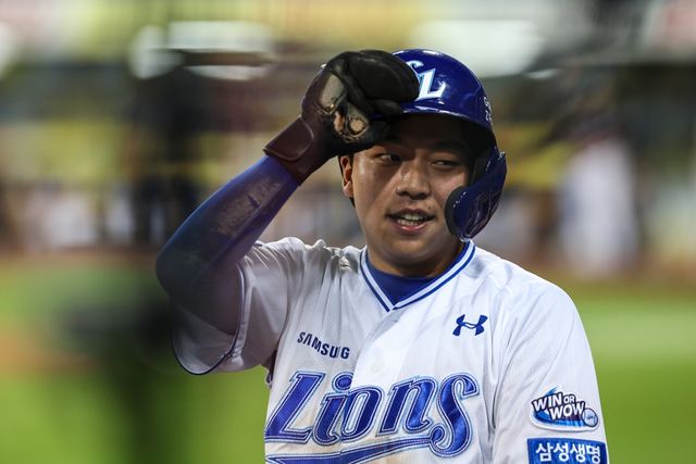 삼성 내야수 양도근은 백업 내야수로 활력을 불어넣으리라 많은 기대를 받았으나 훈련 도중 코에 공을 맞으며 잠시 쉬어가게 됐다. 삼성 라이온즈