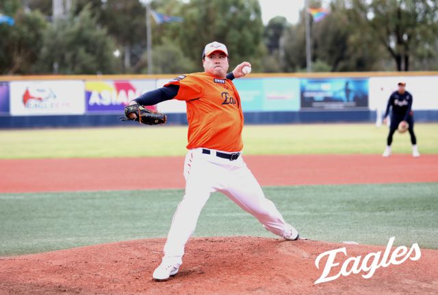 김경문 감독이 이끄는 한화 이글스는 호주 멜버른의 멜버른 볼파크에서 1차 스프링캠프를 진행 중이다. 류현진은 13일 라이브피칭을 소화하며 첫 실전을 가졌다. 한화 이글스