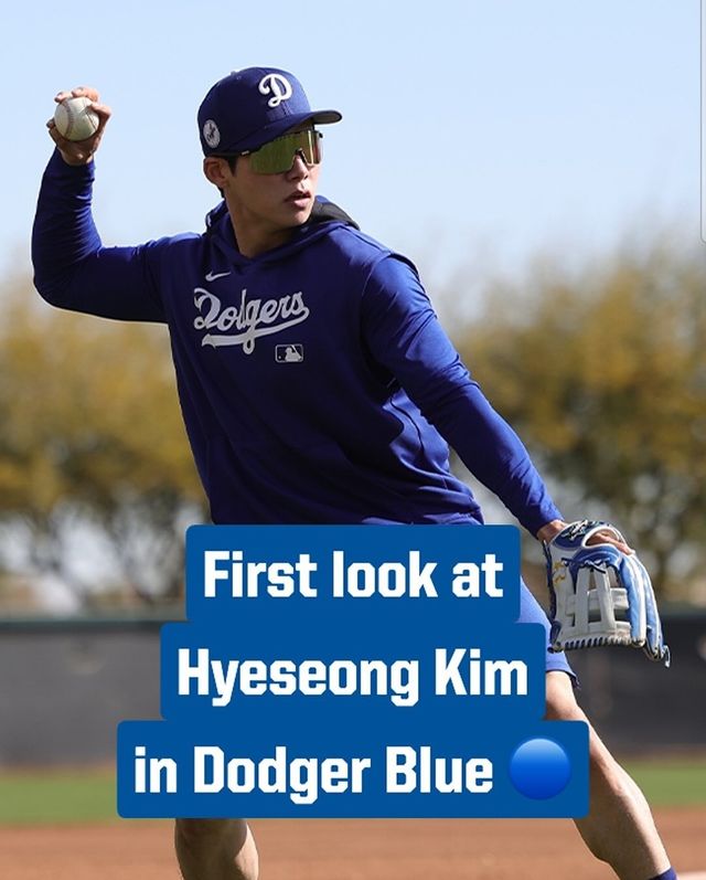 미국프로야구 메이저리그 LA 다저스에 입단한 내야수 김혜성이 공식 야수 훈련 시작을 앞두고 미국 애리조나주 글렌데일 캐멀백랜치에 위치한 다저스의 훈련장에서 훈련을 소화하고 있다. MLB 공식 SNS