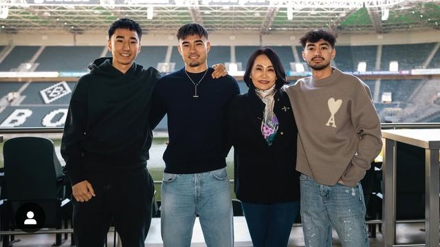 독일 매체 빌트가 15일(한국시간) 대한축구협회가 최근 옌스 카스트로프에게 접촉하고 있다고 보도했다.&nbsp;카스트로프는 독일인 아버지와 한국인 어머니 사이에서 태어난 혼혈 선수다. 묀헨글라드바흐