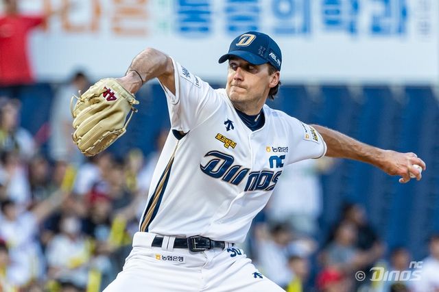 지난해 NC에서 뛰었던 투수 하트는 14일(한국시간) 샌디에이고에 입단해 메이저리그 복귀를 이뤄냈다. 5선발 경쟁을 펼치는 그가 선발진에 활력을 불어넣을지 많은 관심이 쏠리고 있다. NC 다이노스 