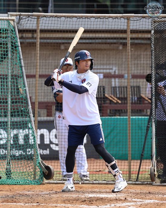 두산 베어스 외야수 김대한이 호주 1차 스프링캠프를 마친 뒤 퓨처스팀 스프링캠프로 이동해 2025시즌 준비를 이어간다. 두산 베어스