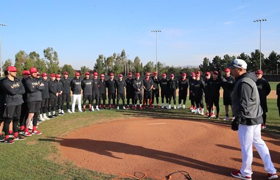 KIA 타이거즈 선수단이 미국 어바인 1차 스프링캠프를 마무리하고 귀국한 뒤 일본 오키나와로 2차 스프링캠프를 곧바로 떠난다. KIA 타이거즈