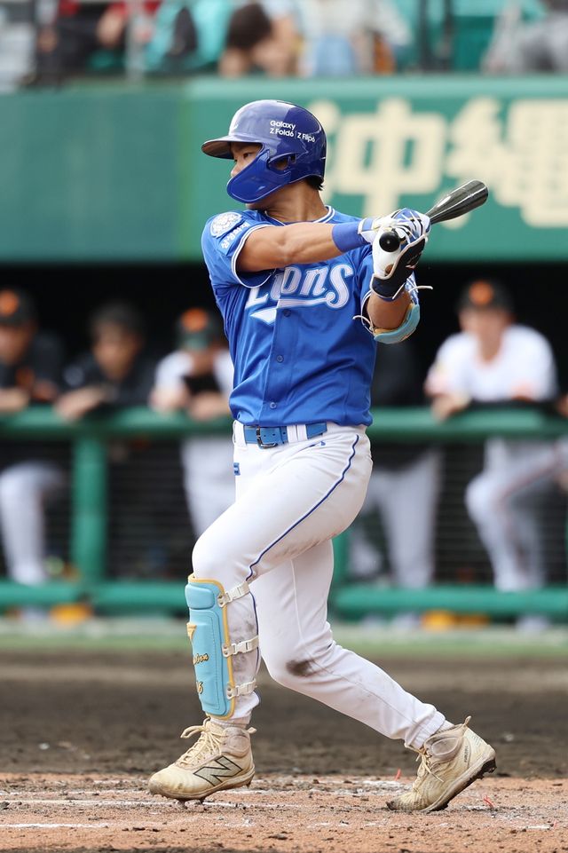 삼성 라이온즈 내야수 심재훈. 삼성 라이온즈