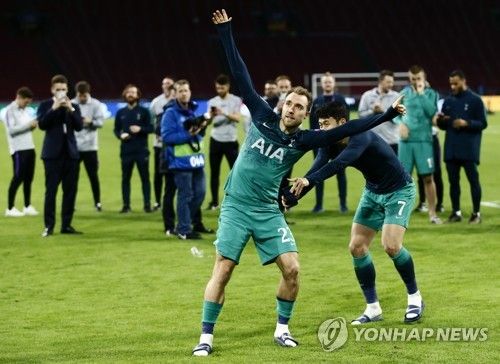 이적시장 전문 기자 파브리치오 로마노가 지난 17일(한국시간) 자신의 사회관계망서비스(SNS)를 통해 에릭센이 맨유를 떠나 자유계약(FA) 신분이 될 예정이라고 전했다.&nbsp;연합뉴스