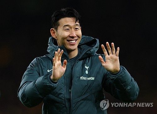 토트넘 소식을 전하는 '토트넘 홋스퍼 뉴스'는 14일(한국시간) 제이미 오하라는 이번 시즌(2024-2025) 토트넘에서 손흥민의 역할이 솔직히 마음에 들지 않는다고 전했다.&nbsp;연합뉴스