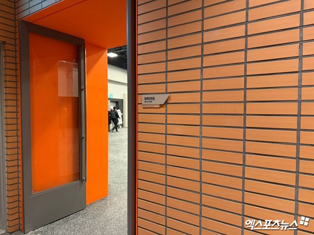 라커룸 안쪽에 위치해 바로 이동이 가능한 체력단련장. 엑스포츠뉴스DB