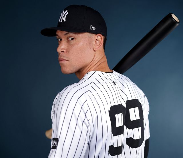 그동안 미국 대표팀과 인연을 맺지 못했던 미국프로야구 메이저리그 뉴욕 양키스 외야수 애런 저지가 2026 월드베이스볼클래식에 출전하고 싶다는 의사를 내비쳤다. 미국 매체 FOX스포츠와 인터뷰를 진행한 저지는 2023년 대회에서 우승을 놓친 미국이 2026년 대회에서 우승해야 한다며 국가를 대표하는 건 멋진 일이라고 표현했다. AFP 연합뉴스