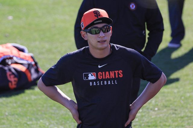 샌프란시스코 외야수 이정후는 23일(한국시간) 텍사스전에서 3번타자 중견수로 선발 출전할 것으로 예상된다. 어깨 수술 후 9개월 만에 그라운드에 나서는 만큼 많은 기대감이 뒤따르고 있다. 연합뉴스