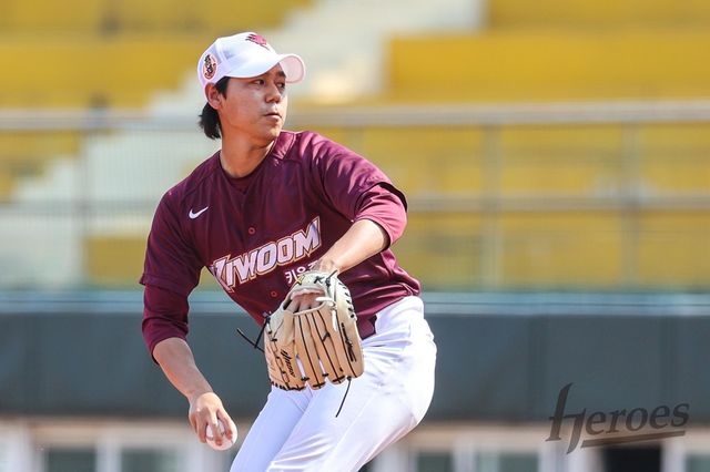 키움 투수 하영민은 22일 라쿠텐전 2이닝 무실점으로 활약해 눈길을 끌었다. 키움 히어로즈