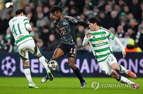 스코틀랜드의 셀틱 팬매체 '더셀틱스타'가 27일(한국시간) 양현준이 다음 시즌 셀틱의 뛰어난 스타가 될 수 있다고 보도했다.&nbsp;양현준은 지난 26일 영국 스코틀랜드 글래스고에 있는 셀틱 파크에서 열린 에버딘과의 2024-2025시즌 프리미어십 퍼스트 스테이지 28라운드 홈 경기에 교체로 출전해 골을 터뜨리며 5-1 대승에 기여했다.&nbsp;연합뉴스