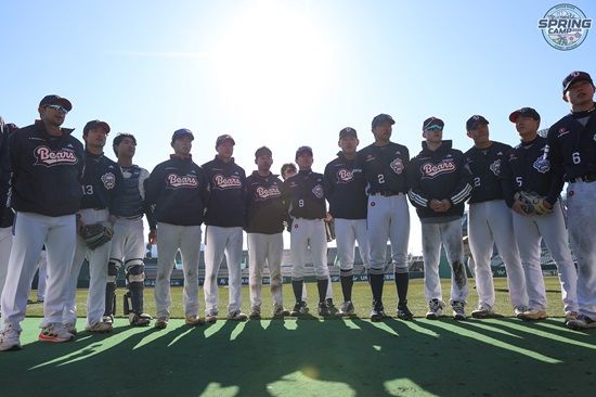 두산 베어스가 미야자키 캠프 귀국 4일을 남고 일부 선수단 2군행을 진행할 예정이다. 두산 베어스