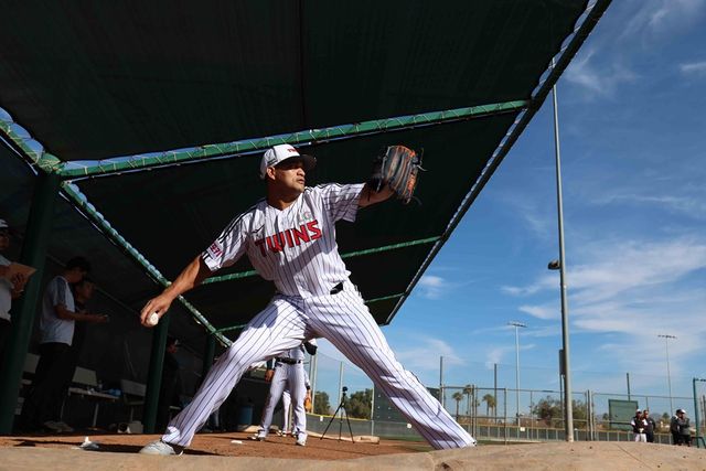 LG 투수 치리노스는 27일 KIA와 연습경기에서 첫 실전 등판한다. 다가올 2025시즌 1선발로서 많은 기대를 받고 있다. LG 트윈스