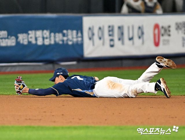 NC 내야수 김주원은 지난해 커리어하이 시즌을 보냈다. 상승세를 이어가 2025시즌 잠재력을 터트리려 한다. 엑스포츠뉴스 DB