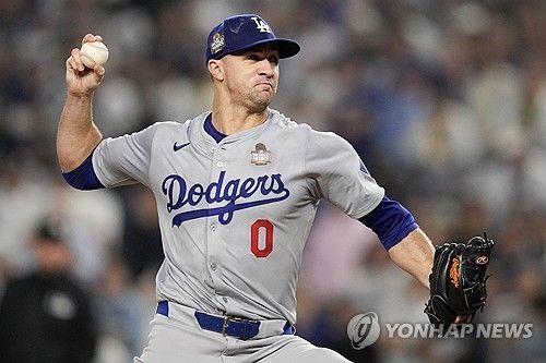 지난해 LA 다저스의 2024 월드시리즈 우승에 힘을 보탰던 우완투수 잭 플래허티가 디트로이트 타이거스와 계약기간 2년, 총액 3500만 달러(약 513억 4850만 원)에 계약을 맺었다. 사진 연합뉴스
