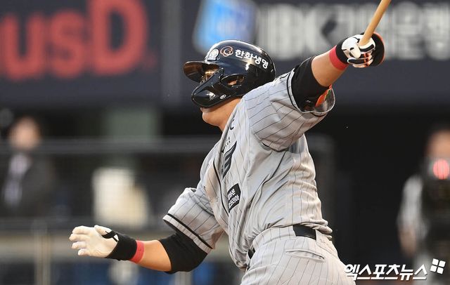 11일 오후 서울 송파구 잠실야구장에서 열린 '2024 신한 SOL Bank KBO리그' 한화 이글스와 두산 베어스의 경기, 4회초 무사 2루 한화 채은성이 1타점 적시 2루타를 때려내고 있다. 엑스포츠뉴스DB