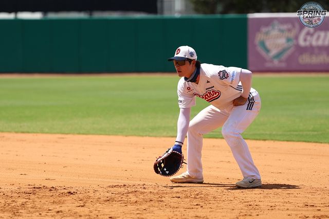 두산 베어스 내야수 김동준이 호주 블랙타운 스프링캠프에서 훈련에 임하고 있다. 두산 베어스