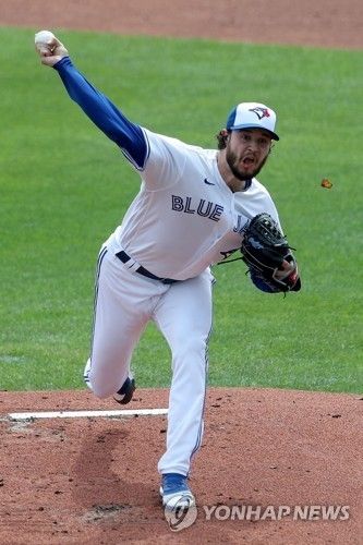 2020년부터 2022년까지 미국 메이저리그 토론토 블루제이스에서 류현진(한화 이글스)과 함께 뛰었던 우완 토마스 해치. 메디컬 테스트를 통과하지 못해 두산 베어스와 계약이 해지된 이후 캔자스시티 로열스와 마이너리그 계약을 맺었다. 사진 연합뉴스