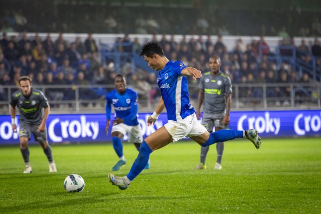 오현규의 소속팀 헹크가 9일(한국시간) 벨기에 헹크에 있는 체게카 아레나에서 열린 세르클러 브뤼허와의 2024-2025시즌 벨기에 주필러리그 25라운드 홈 경기에서 오현규의 맹활약 속에 2-1로 승리했다.&nbsp;헹크