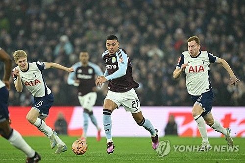 토트넘이 10일(한국시간) 영국 버밍엄에 있는 빌라파크에서 열린 애스턴 빌라와의 2024-2025시즌 FA컵 4라운드 맞대결에서 1-2로 패했다.&nbsp;연합뉴스