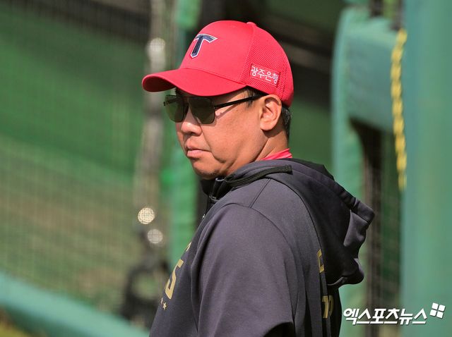 이범호 KIA 감독은 지난달 27일 킨 스타디움에서 열린 LG와 연습경기를 끝낸 뒤 선수단 미팅을 진행했다. 자유로운 분위기 속에서도 선수들이 경기장에서 해야 할 일을 강조했다. 엑스포츠뉴스 DB