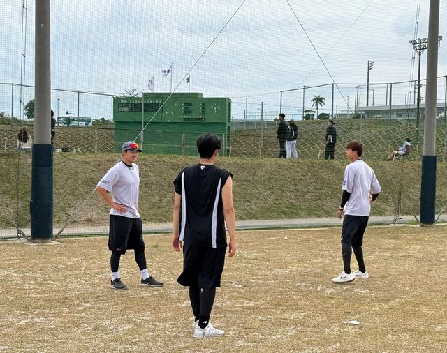 왼쪽부터 KT 위즈 고영표, 오원석, 김민수. KT 위즈