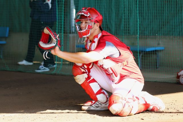 이숭용 감독이 이끄는 SSG는 10일 인천SSG랜더스필드에서 2025 KBO리그 한화 이글스와의 시범경기를 치른다. 한화전을 앞두고 SSG는 투수 최민준과 김현재, 내야수 최준우, 포수 신범수, 김규민을 콜업하고 신인 포수 이율예를 퓨처스팀으로 보냈다. SSG 랜더스