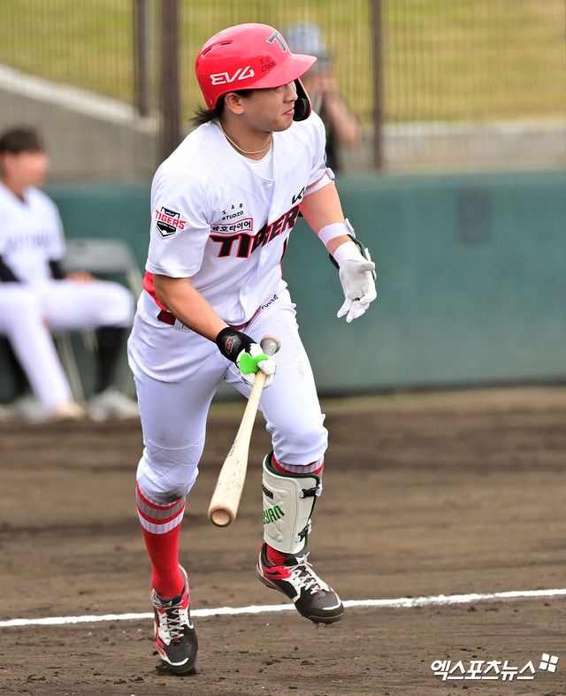 KIA 타이거즈 내야수 박찬호가 11일 창원NC파크에서 열린 2025 신한 SOL Bank KBO 시범경기 4차전에서 NC 다이노스를 상대로 2회초 결승 선제 3점 홈런을 때려냈다. 사진 엑스포츠뉴스 DB