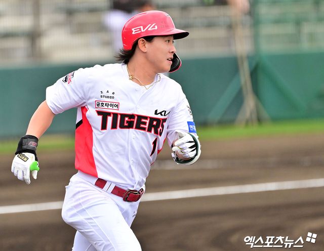KIA 타이거즈 내야수 박찬호가 11일 창원NC파크에서 열린 2025 신한 SOL Bank KBO 시범경기 4차전에서 NC 다이노스를 상대로 2회초 결승 선제 3점 홈런을 때려냈다. 사진 엑스포츠뉴스 DB