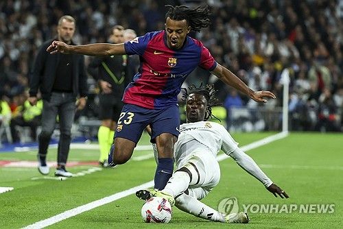 스카이스포츠 독일이 11일(한국시간) 맨체스터 시티가 여름 이적시장에 카마빙가 영입에 관심을 가지고 있다고 보도했다.&nbsp;연합뉴스