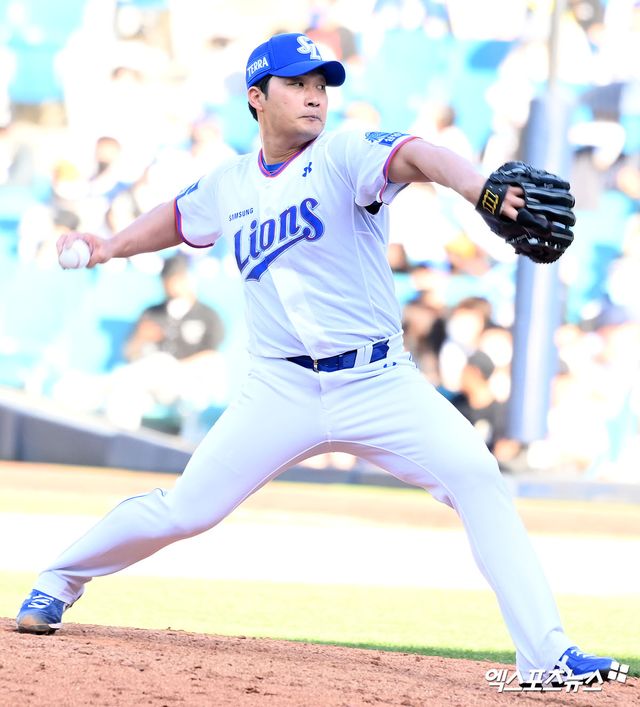 5일 오후 대구삼성라이온즈파크에서 열린 ’2022 신한은행 SOL KBO리그’ NC 다이노스와 삼성 라이온즈의 경기, 9회초 삼성 오승환이 공을 힘차게 던지고 있다. 엑스포츠뉴스 DB