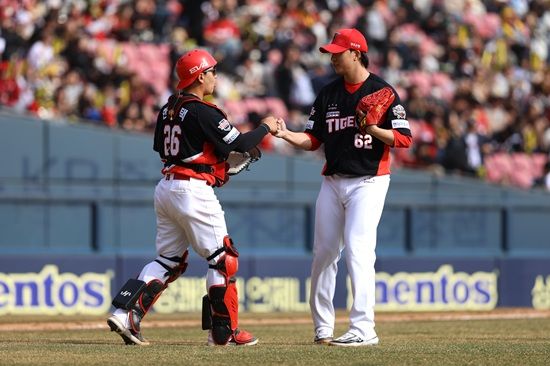 KIA 타이거즈가 13일 잠실 두산전에서 4-1로 승리해 시범경기 2연승을 내달렸다. KIA 타이거즈