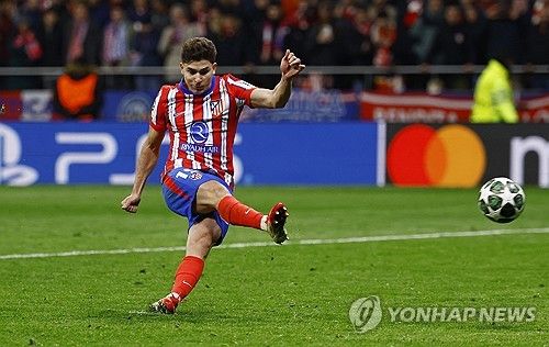 UEFA가 지난 13일(한국시간) 성명을 통해 아틀레티코 마드리드가 문의한 훌리안 알바레스의 승부차기 취소에 대한 문의에 대해 설명하면서 투 터치가 맞다고 발표했다. 연합뉴스