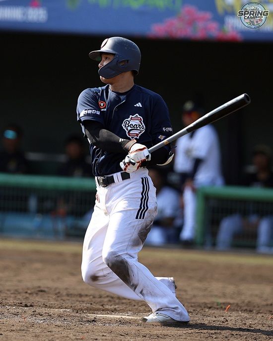 두산 베어스 내야수 박준영이 1일 오릭스전에 선발 출전해 3타수 2안타 1타점으로 팀의 10대 6 승리에 힘을 보탰다. 두산 베어