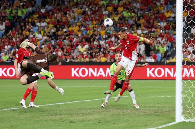 지난 1월 신태용 감독을 경질했던 인도네시아가 20일(한국시간) 호주 시드니의 시드니 풋볼 스타디움에서 열린 호주와의 2026 FIFA 북중미 월드컵 아시아 3차예선 7차전에서 전반을 0-3으로 뒤진 가운데 마쳤다. 사진 연합뉴스