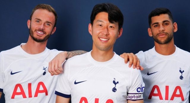 토트넘 홋스퍼 부주장 크리스티안 로메로가 다시 레알 마드리드 이적설에 휩싸였다. 스페인에서는 로메로 대신 다른 수비수들을 명단에 올렸지만, 영국에서는 토트넘과 재계약 협상이 이루어지지 않으면 스페인으로 떠날 수 있다고 보도하고 나섰다. 토트넘