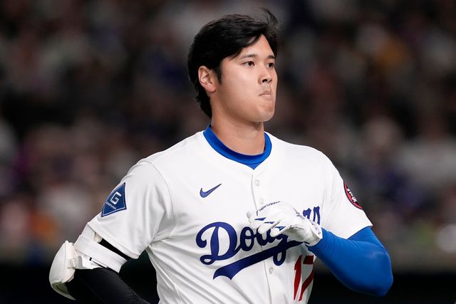 미국 메이저리그 LA 다저스의 오타니 쇼헤이가 20일 자신의 공식 SNS 계정을 통해 일본 축구 국가대표팀의 2026 FIFA 북중미 월드컵 본선 진출을 축하하는 게시물을 남겼다. 사진 연합뉴스