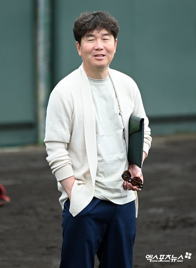 내년 3월 열리는 2026 월드베이스볼클래식(WBC) 국가대표팀을 이끄는 류지현 감독. 사진 엑스포츠뉴스 DB 