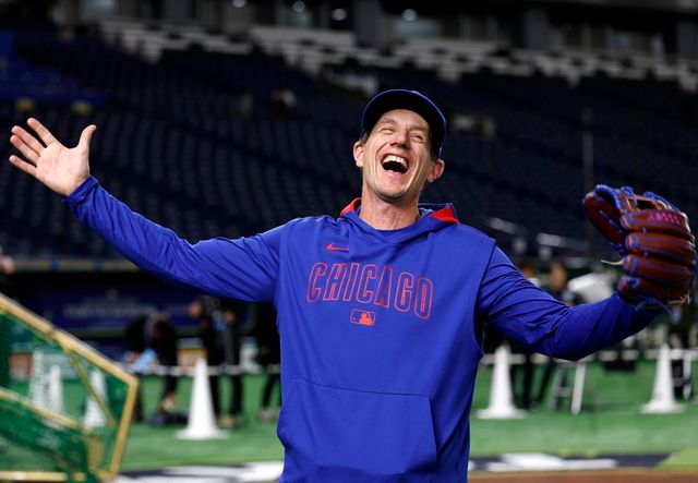 크레이그 카운셀 시카고 컵스 감독이 최근 미국 언론과의 인터뷰를 통해 다시 한 번 일본에서 메이저리그 개막 시리즈를 치르고 싶다는 소망을 밝혔다. 컵스는 지난 18~19일 일본 도쿄돔에서 LA 다저스와 2025 페넌트레이스 개막 2연전을 치렀다. 사진 AP 연합뉴스