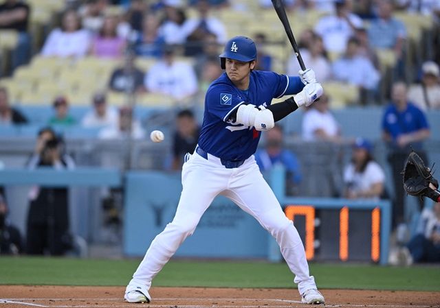 미국 메이저리그 LA 다저스 오타니 쇼헤이가 메이저리그 시범경기에 출전해 타격하고 있다. AFP 연합뉴스