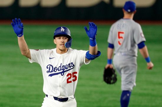 LA 다저스 핵심 유틸리티 플레이어로 발돋움한 토미 에드먼이 2026 WBC 한국 대표팀에 다시 발탁될 수 있을까. AP 연합뉴스