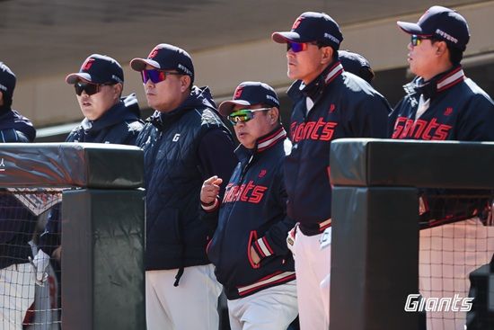 롯데 자이언츠 투수 구승민이 27일 경기를 앞두고 1군 엔트리에서 말소됐다. 롯데 자이언츠