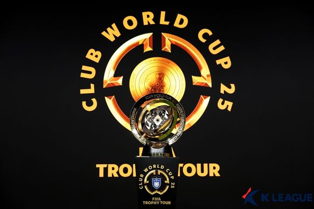 FIFA가 지난 26일(한국시간) 오는 7월 미국에서 열리는 클럽 월드컵의 상금 세부 사항을 공개했다. 울산 HD를 포함한 아시아 대륙 참가팀들은 구단별로 최소 955만달러(약 140억원)의 참가금을 받고 대회를 출전한다.&nbsp;한국프로축구연맹