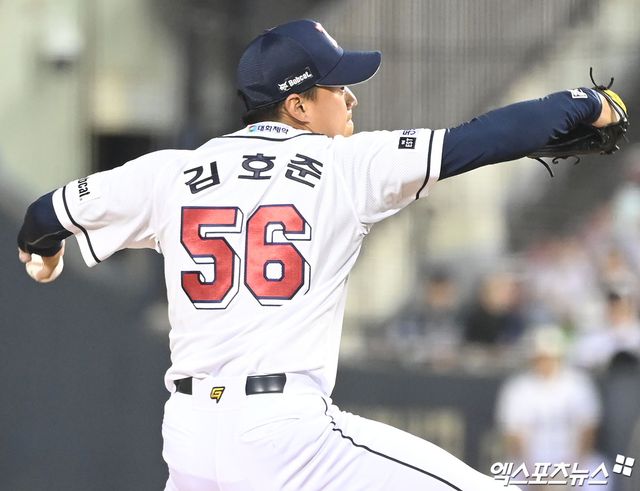 두산 베어스 구원투수 김호준이 경기에 등판해 투구하고 있다. 엑스포츠뉴스 DB